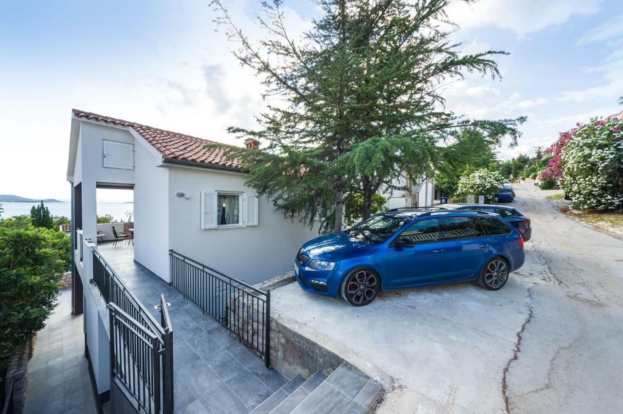 Sestrice Apartment Drage Exterior photo